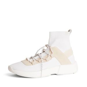 Alo Women’s Wonderer Sneaker